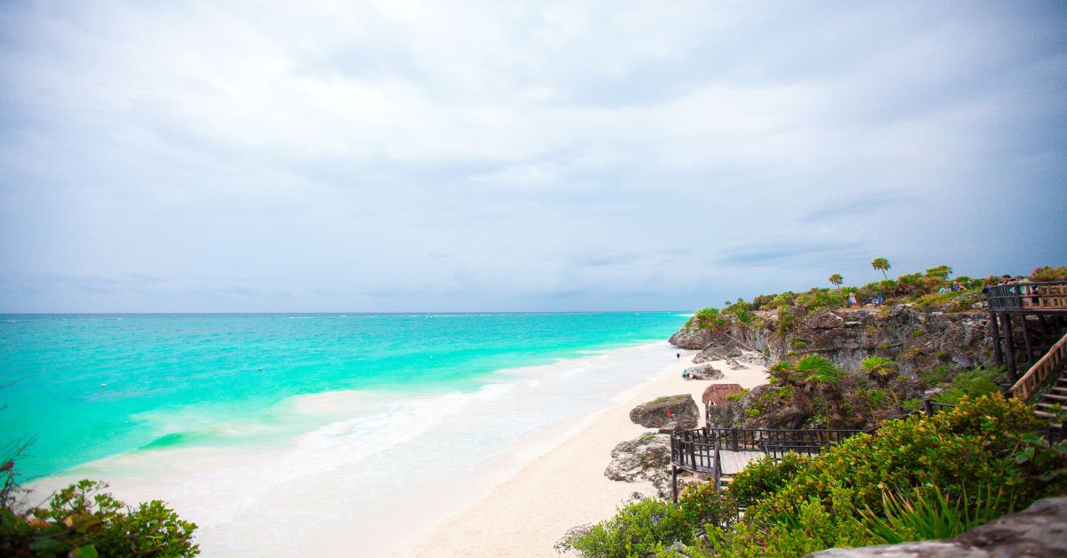riviera-maya-que-es Detalle de una playa paradisiaca en Riviera Maya