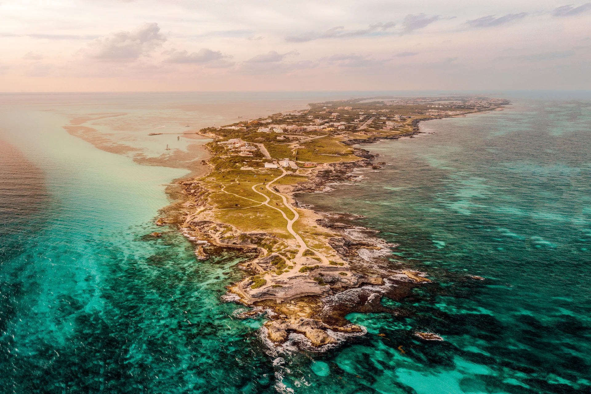 vista-aerea-isla-mujeres Agua turquesa Isla Mujeres