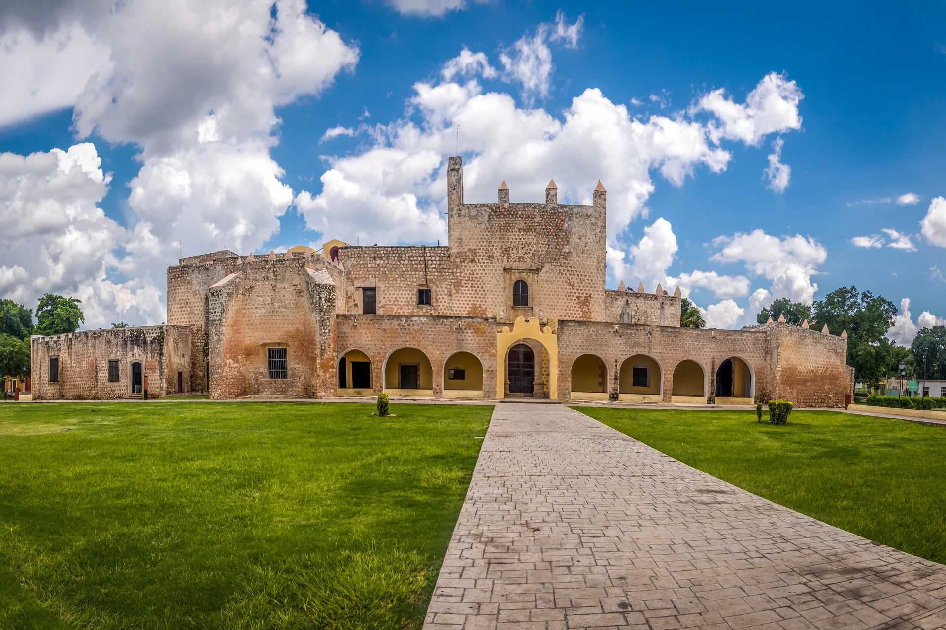convento-san-bernardino-de-siena-valladolid Valladolid en México